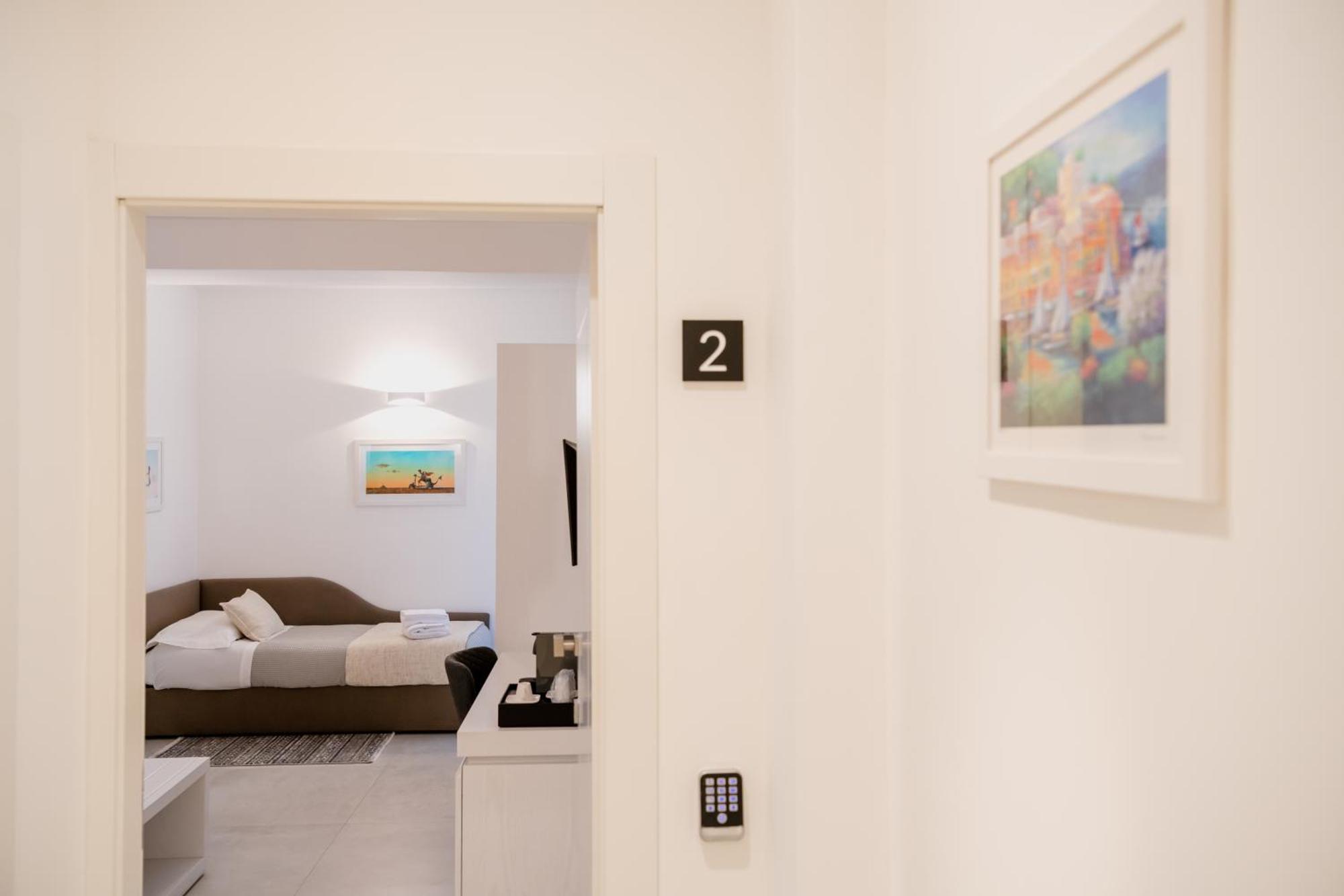 Lo Studio Di Viale Lo Re Camere & Caffe' Lecce Exteriér fotografie