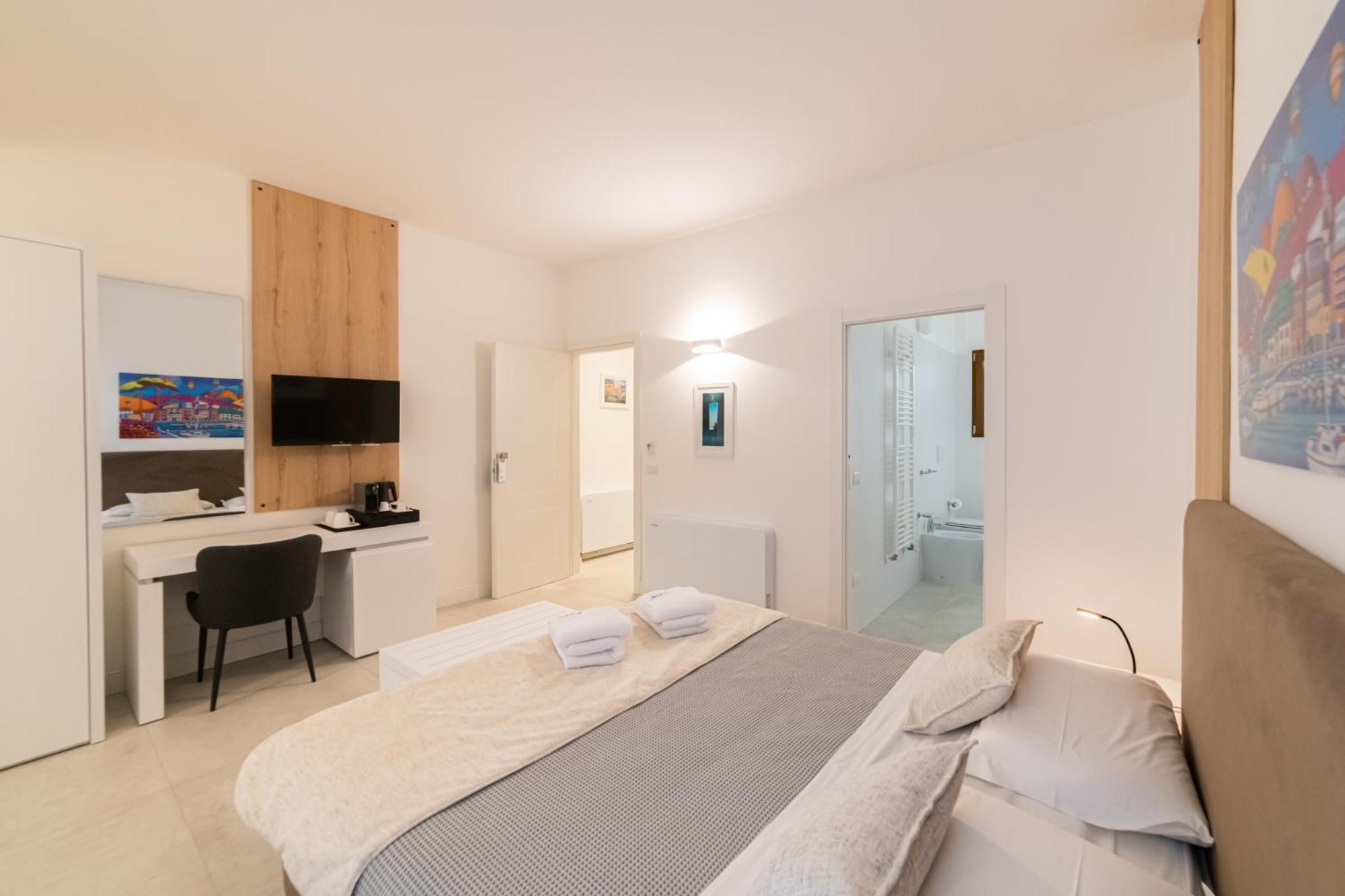 Lo Studio Di Viale Lo Re Camere & Caffe' Lecce Exteriér fotografie