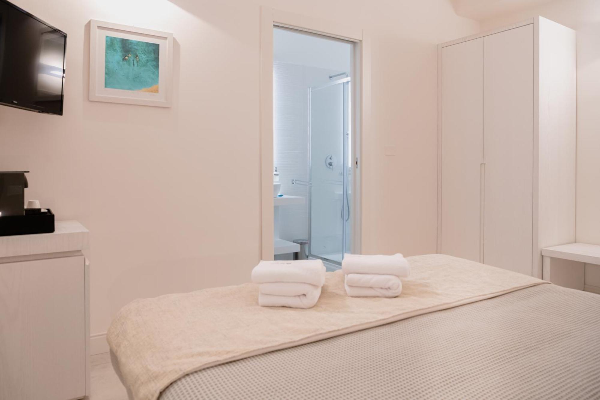 Lo Studio Di Viale Lo Re Camere & Caffe' Lecce Exteriér fotografie